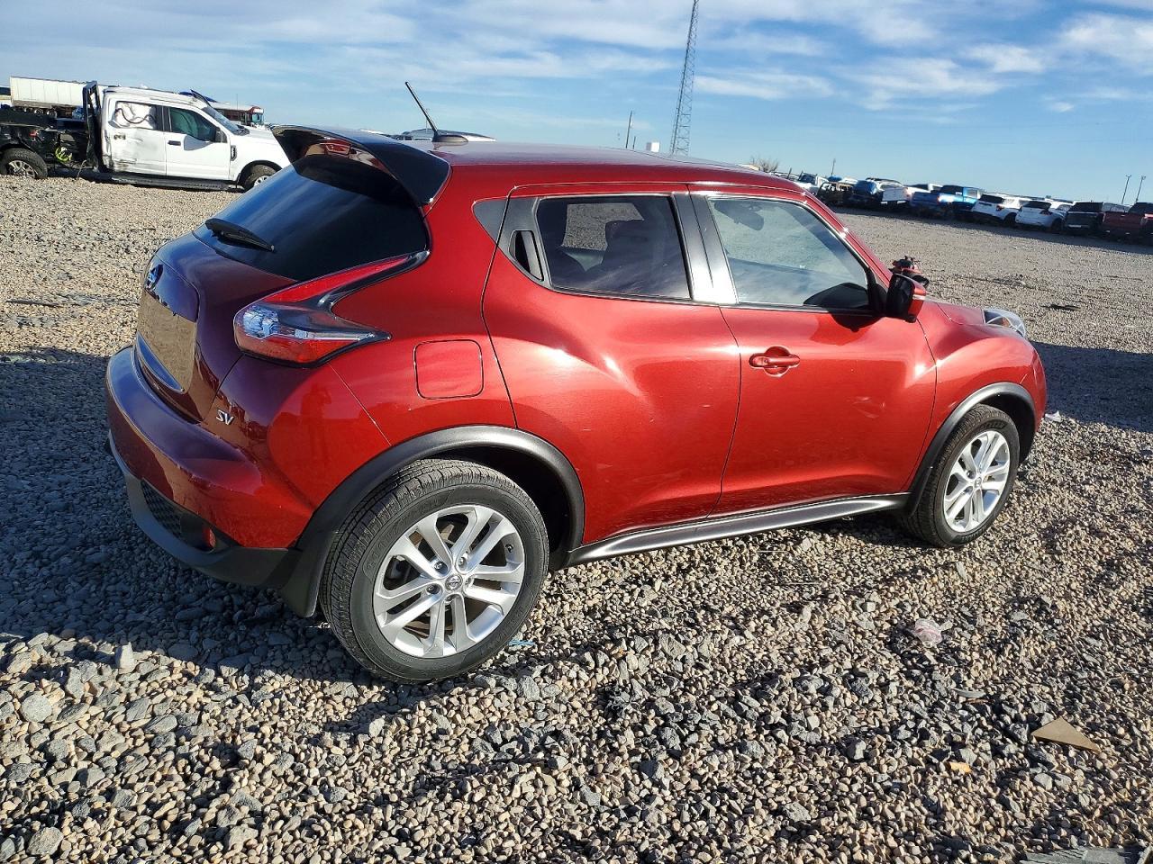2016 NISSAN Juke