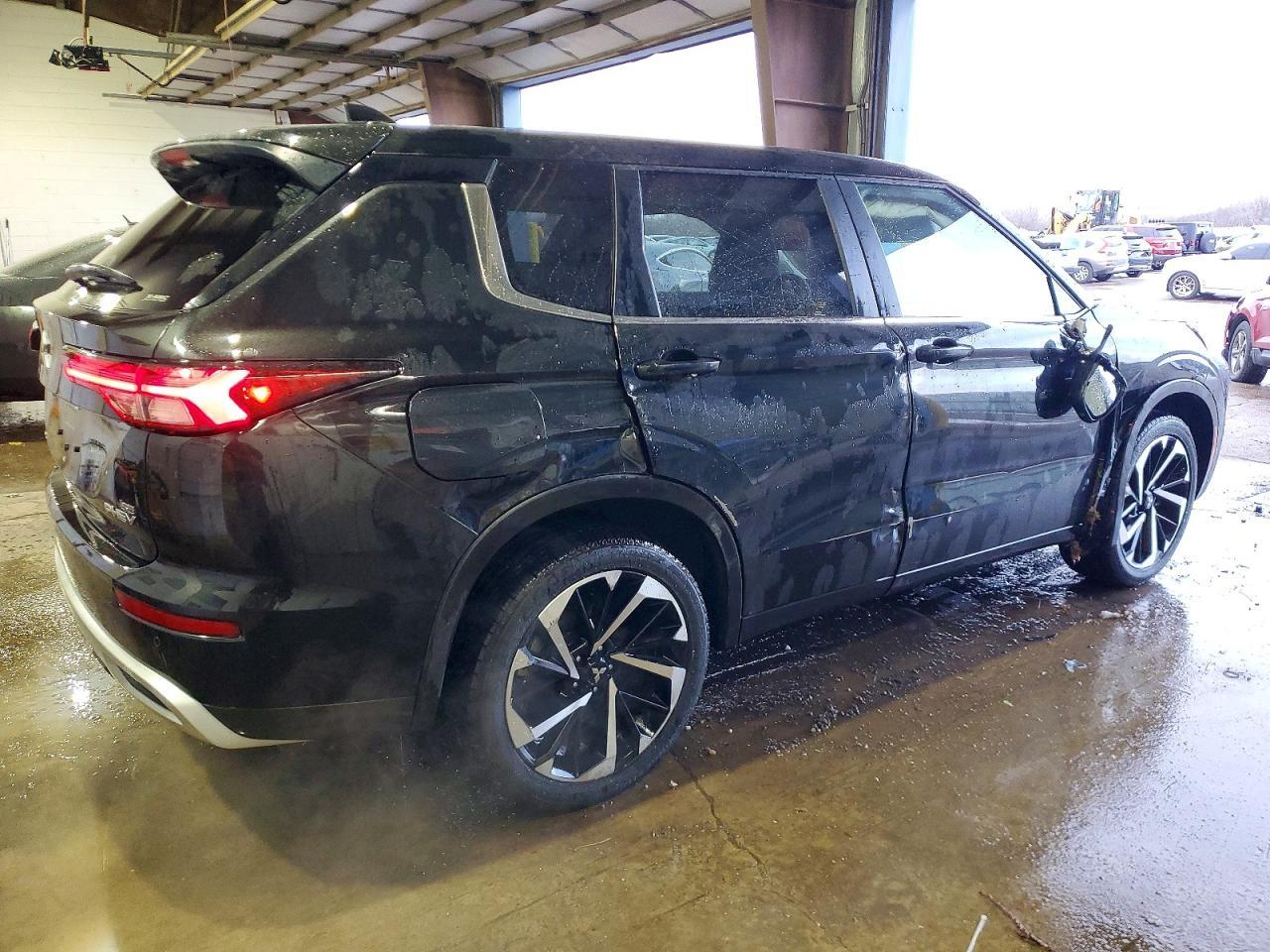2025 MITSUBISHI outlander
