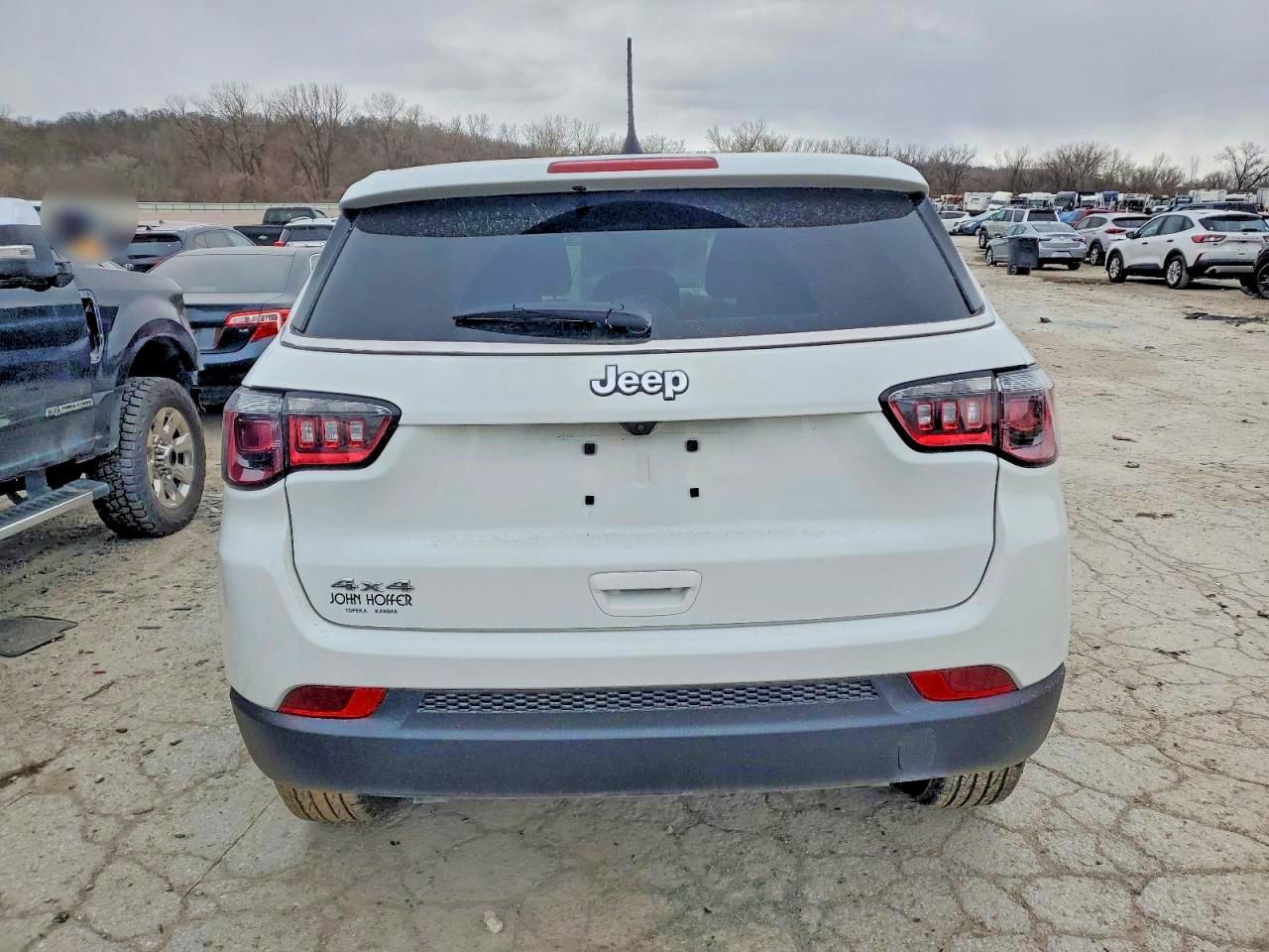 2025 JEEP Compass