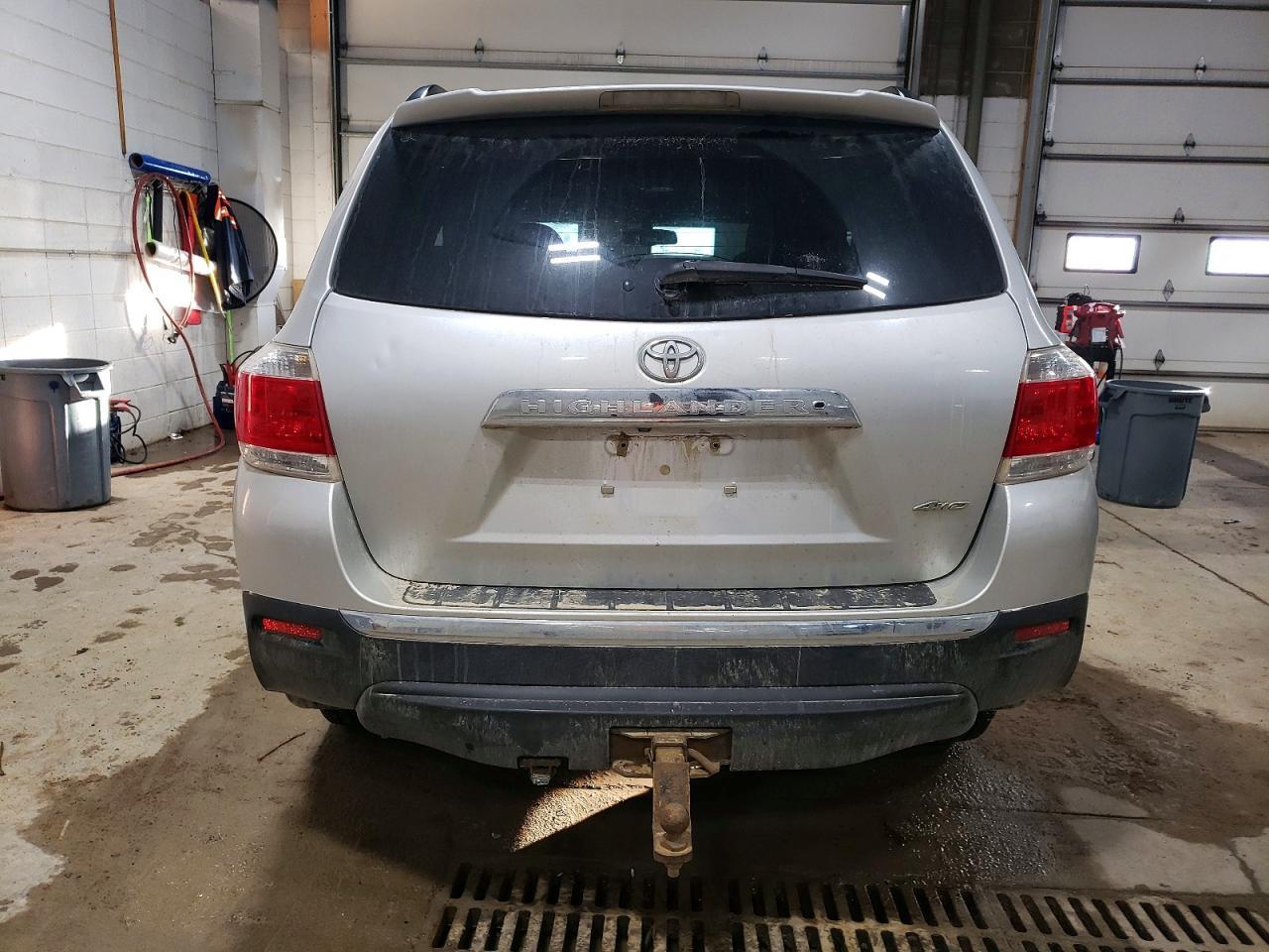 2012 TOYOTA HIGHLANDER