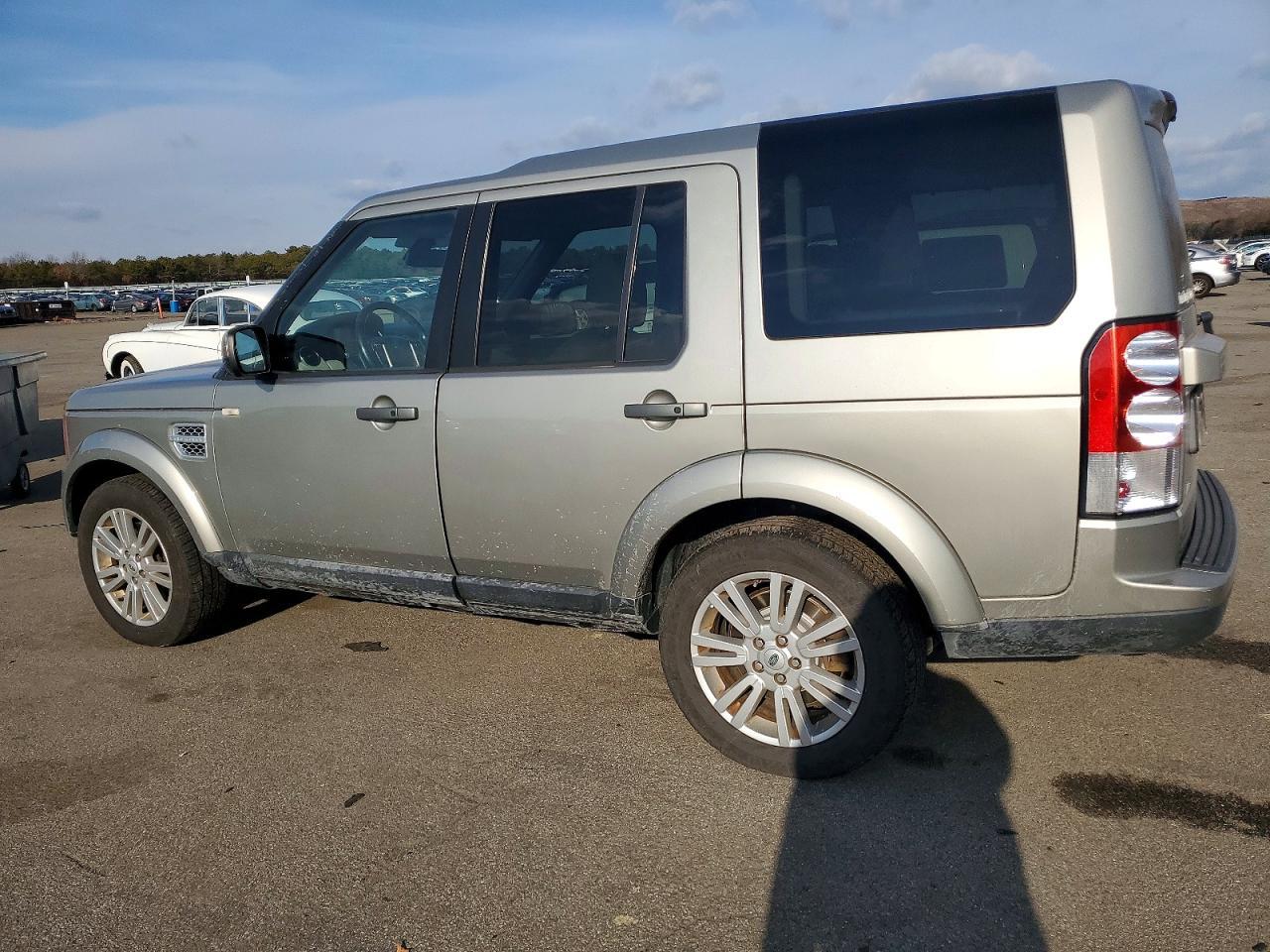 2011 LAND ROVER LR4
