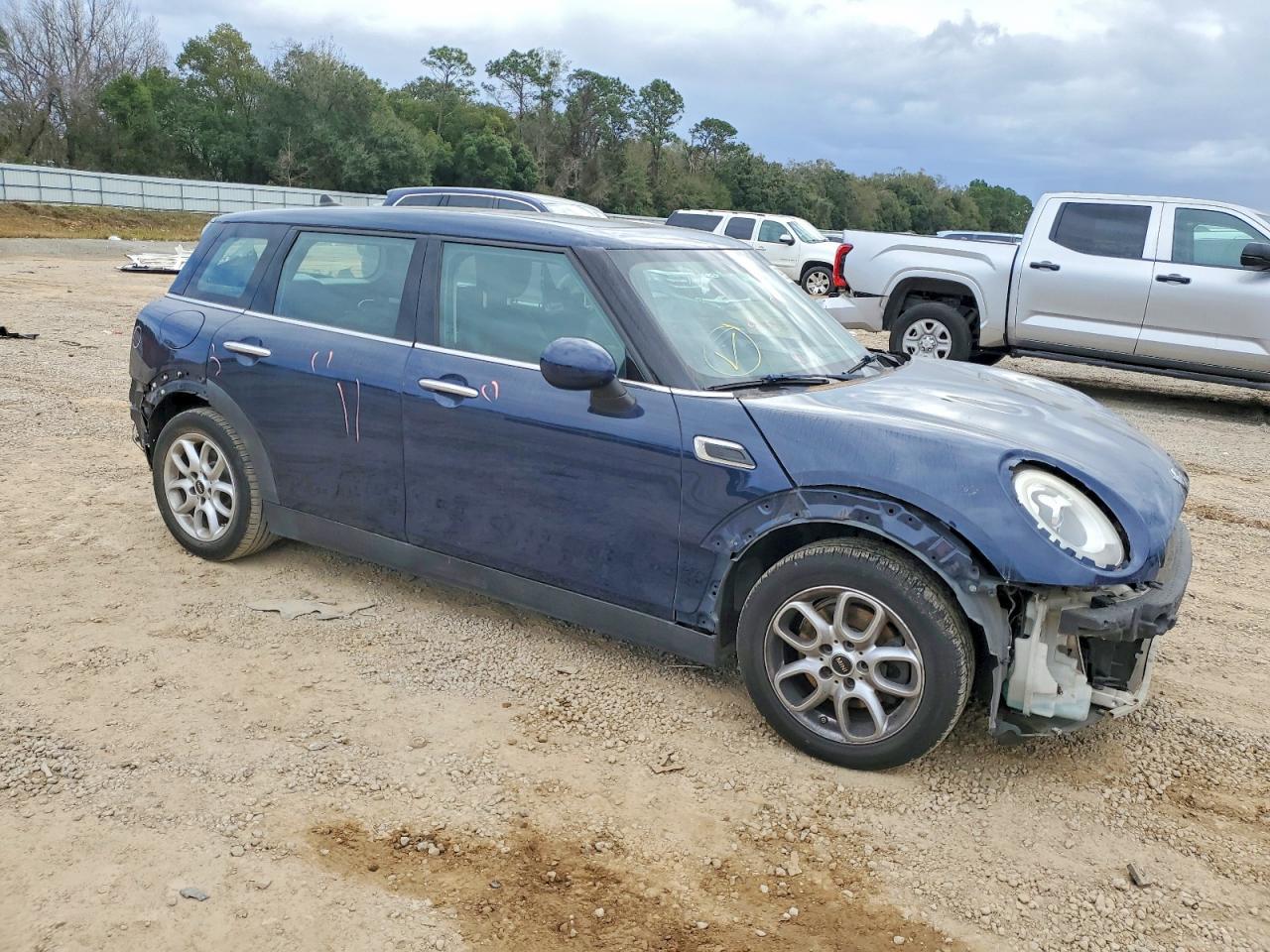 2016 MINI Cooper Clubman