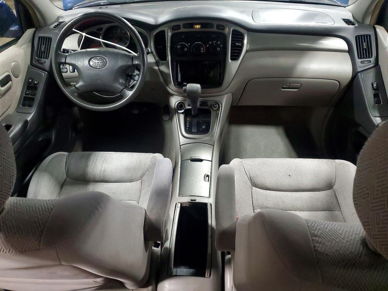 2003 TOYOTA HIGHLANDER