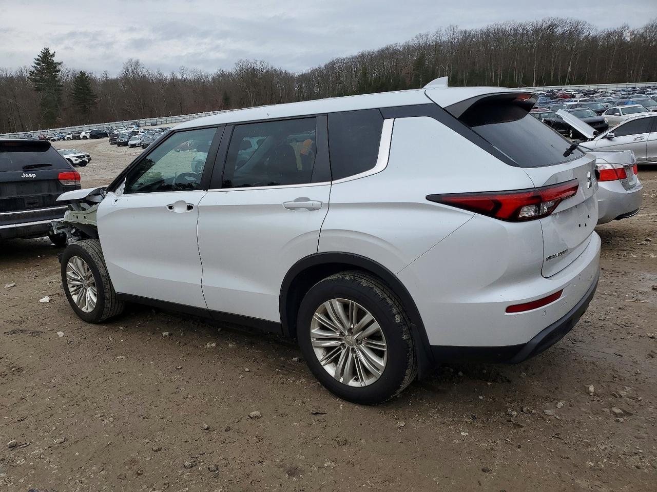 2022 MITSUBISHI outlander