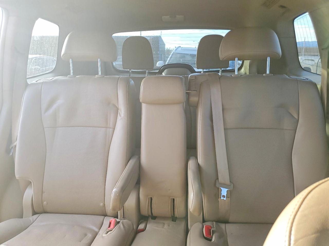 2013 TOYOTA HIGHLANDER