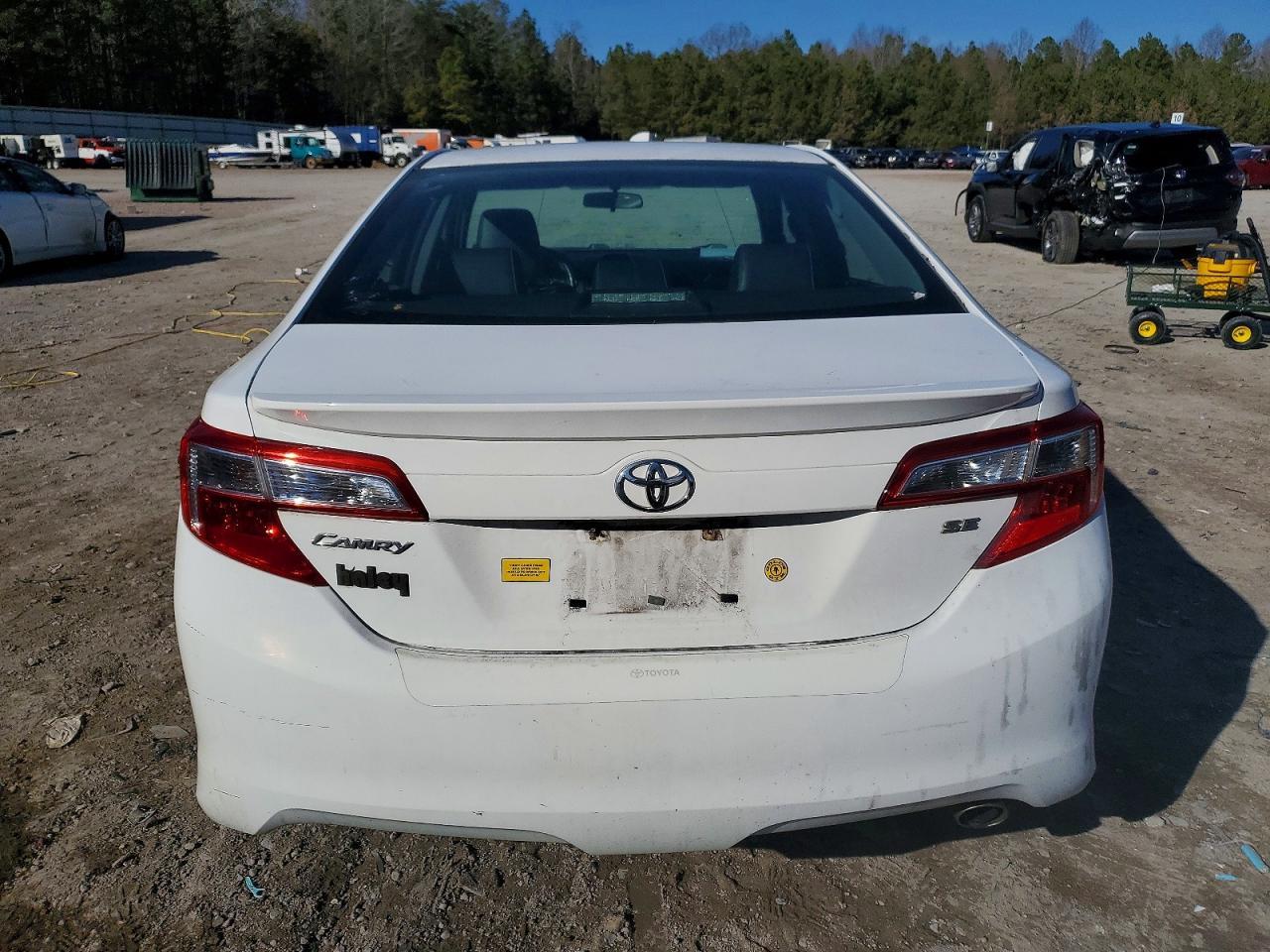 2013 TOYOTA CAMRY