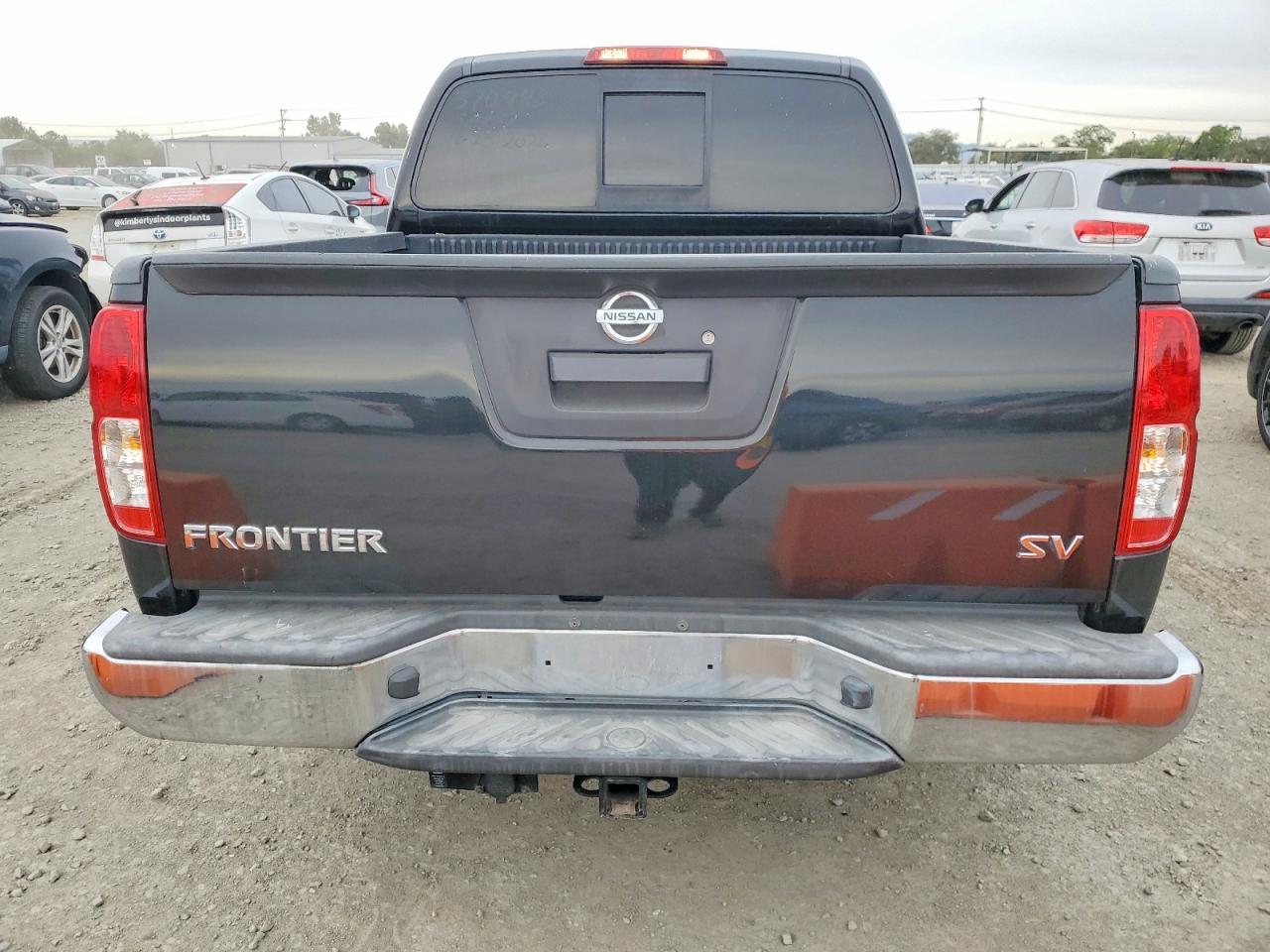 2017 NISSAN Frontier