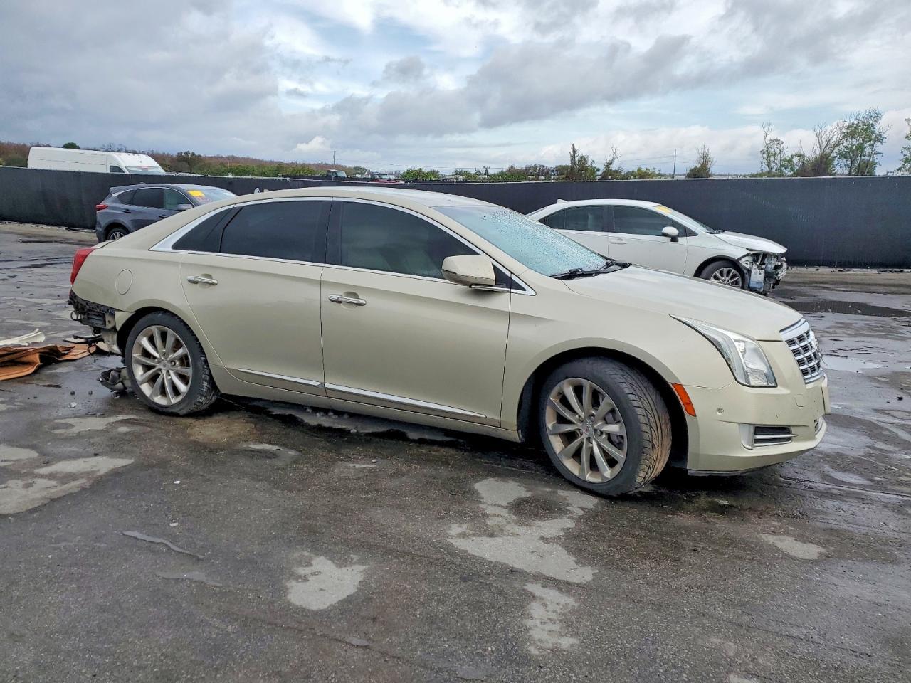 2014 CADILLAC XTS