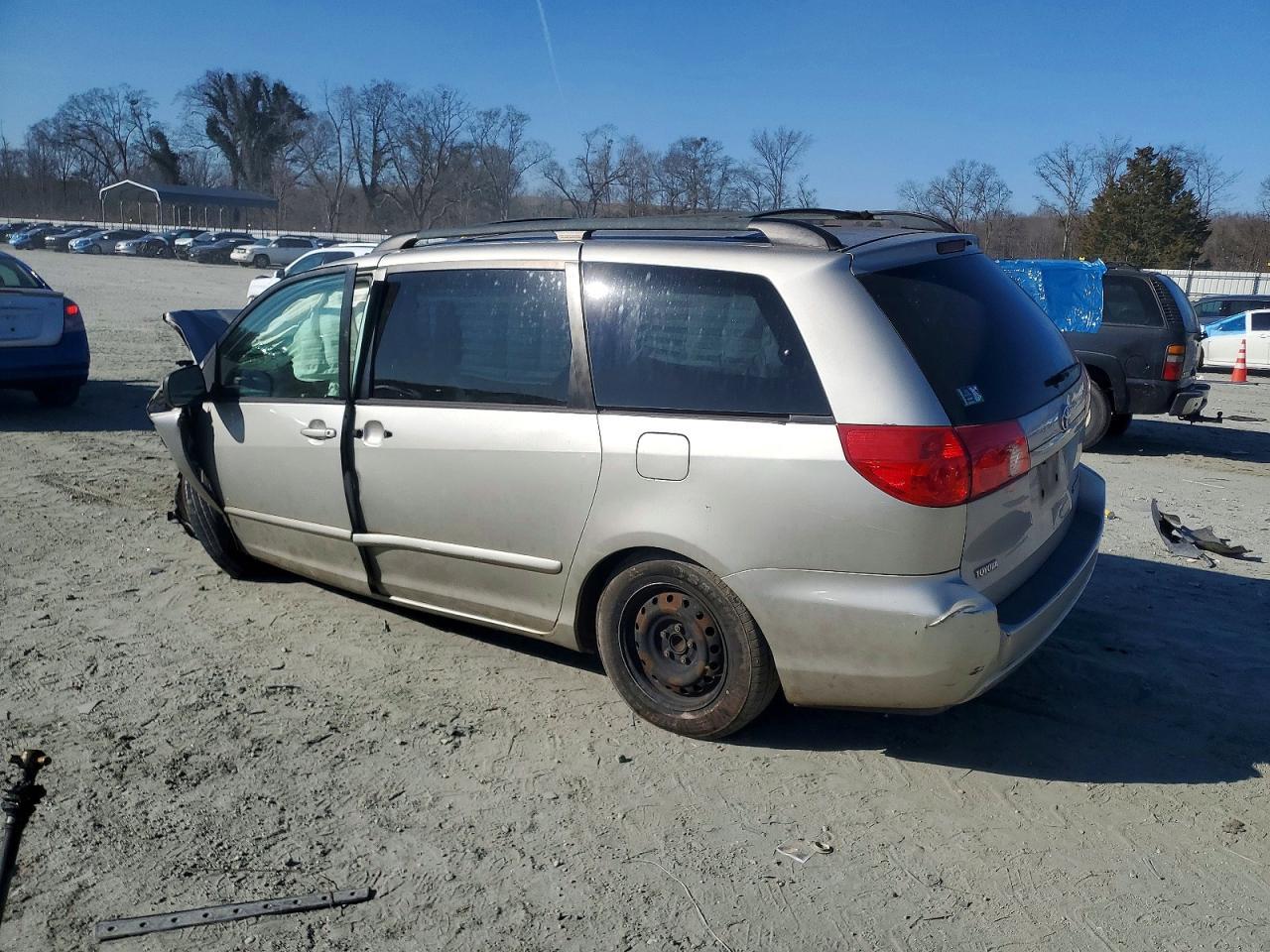 2006 TOYOTA SIENNA