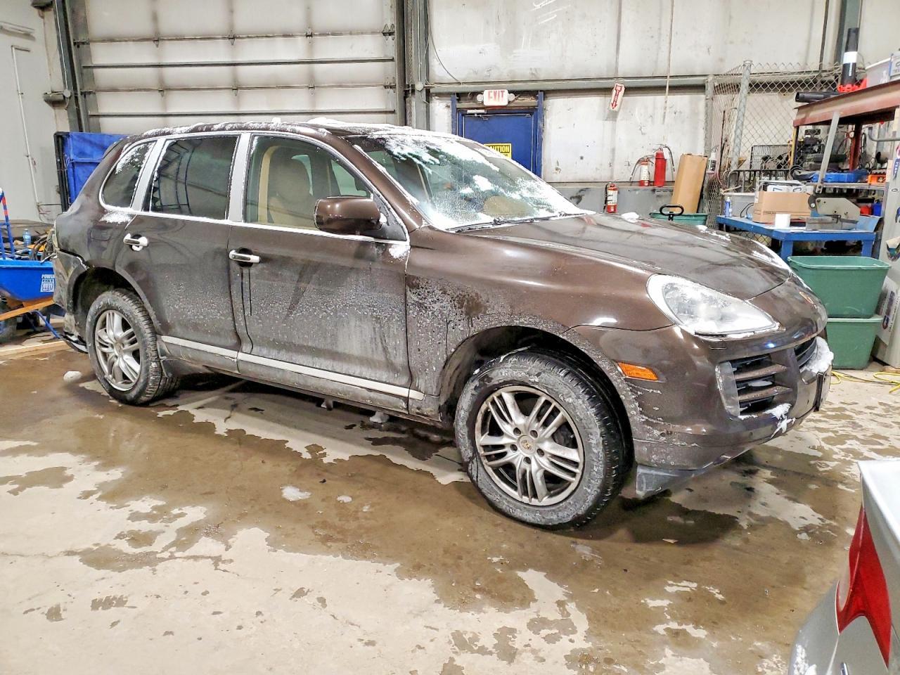 2010 PORSCHE CAYENNE