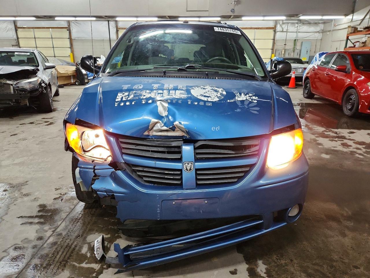 2005 DODGE GRAND CARAVAN