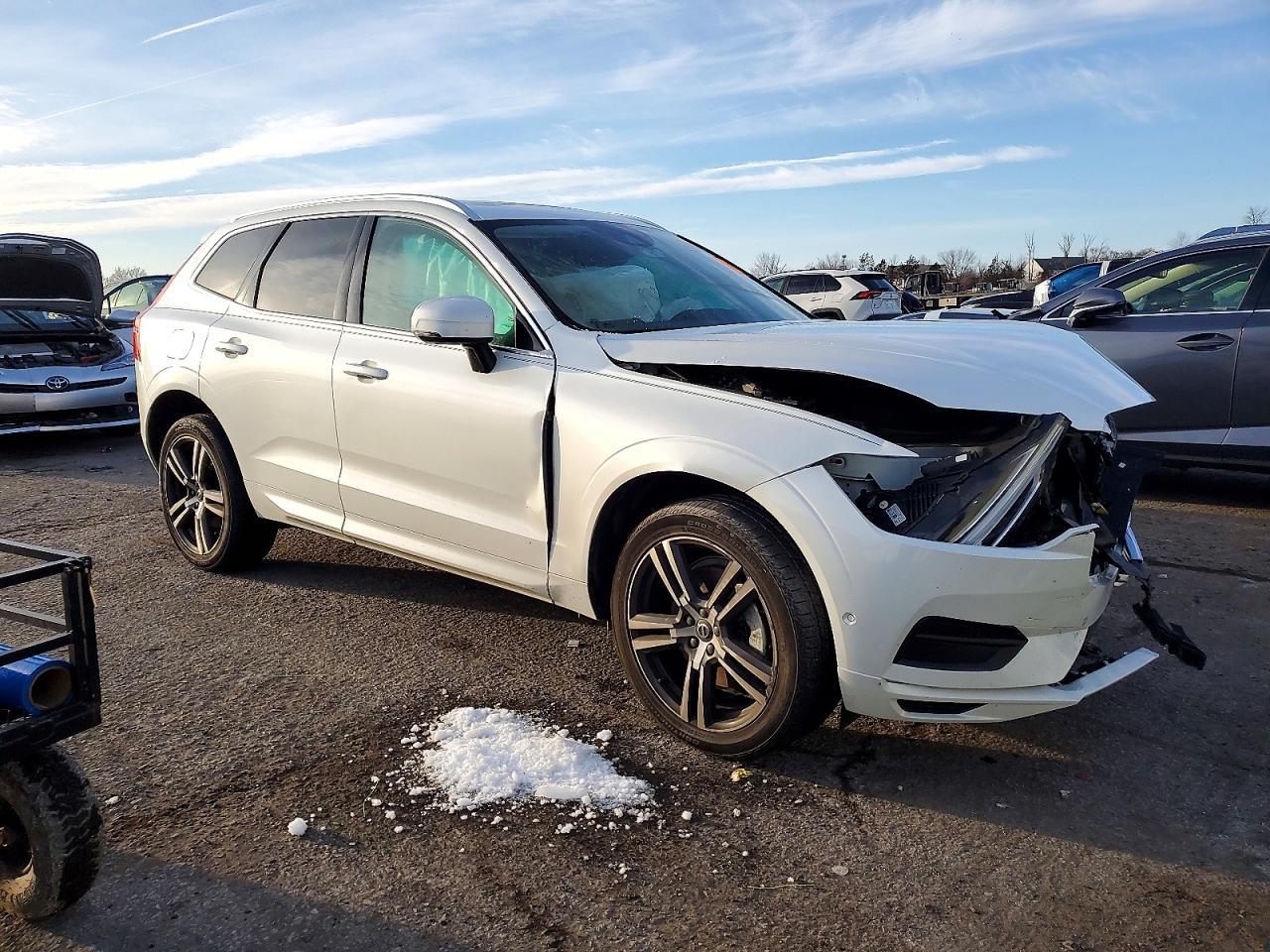 2019 VOLVO XC60