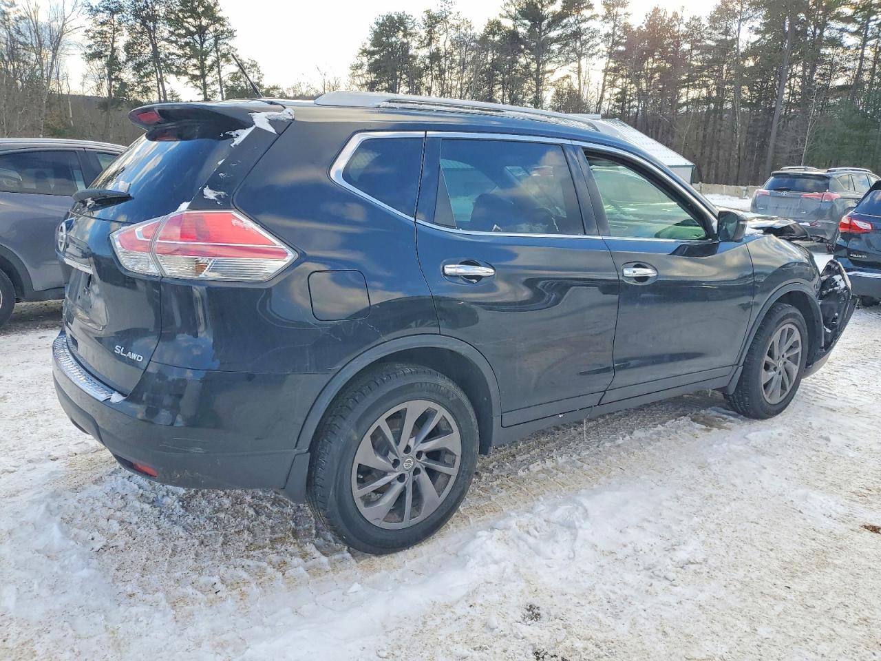 2016 NISSAN ROGUE