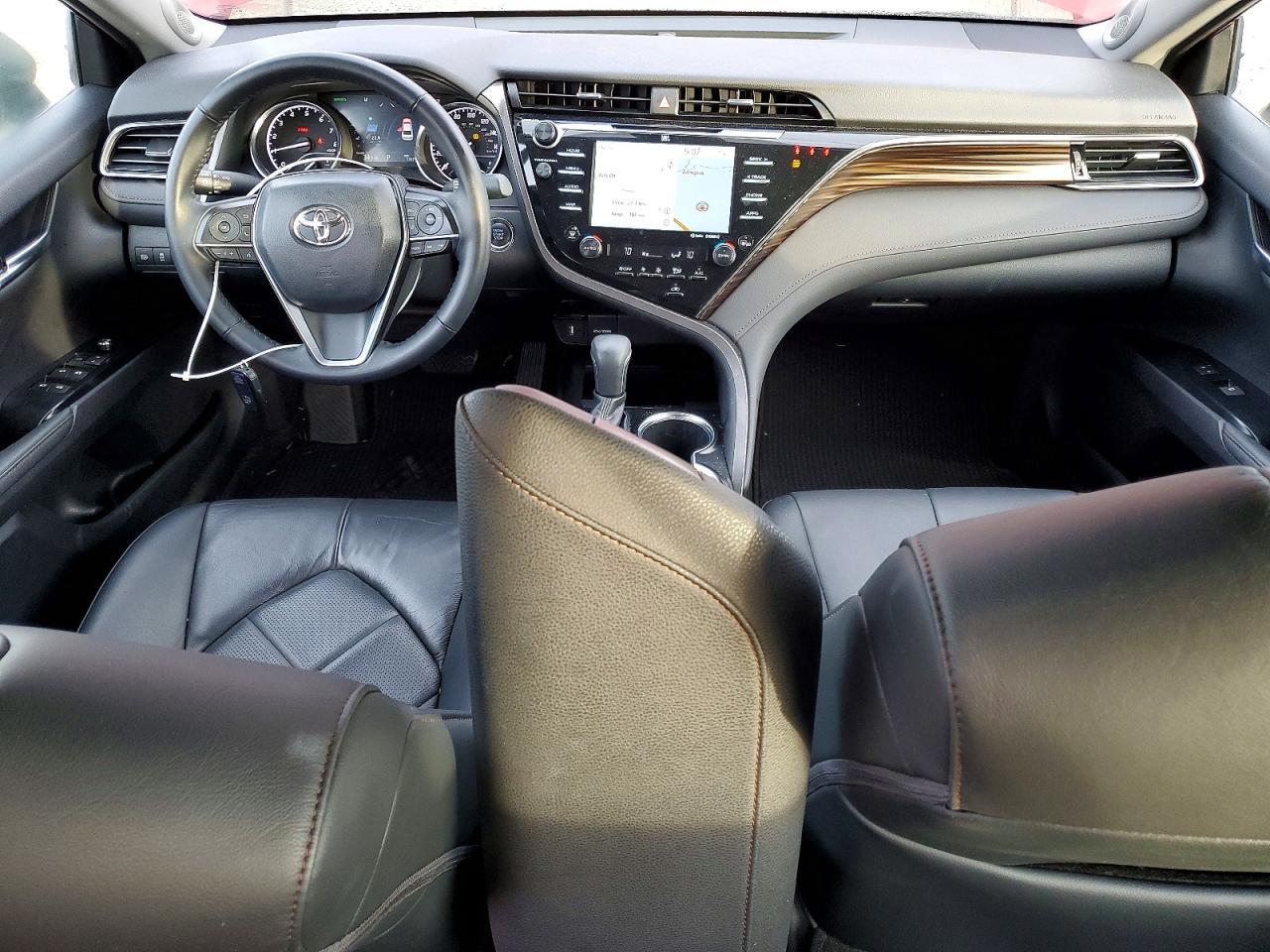 2019 TOYOTA CAMRY