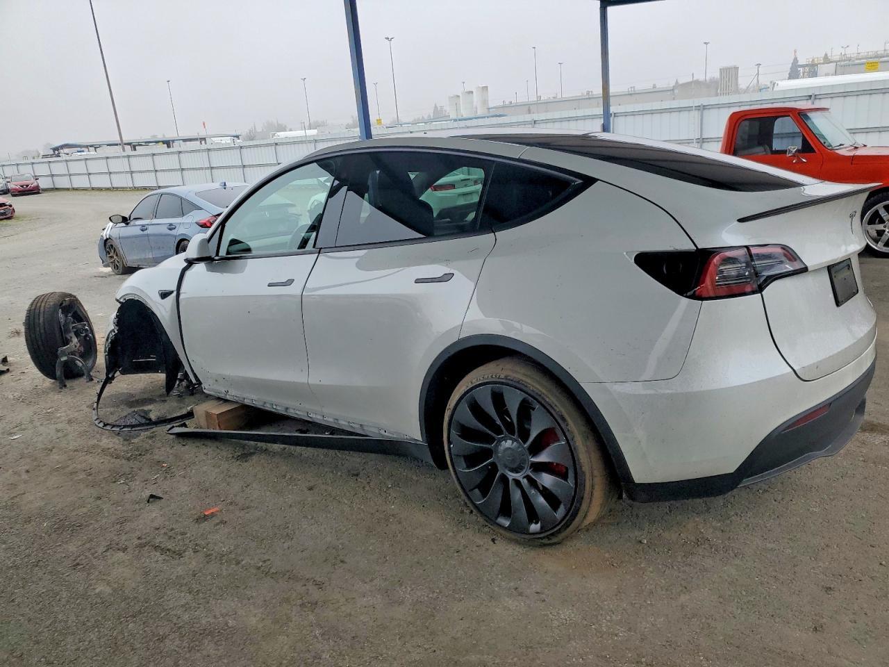 2023 TESLA MODEL Y