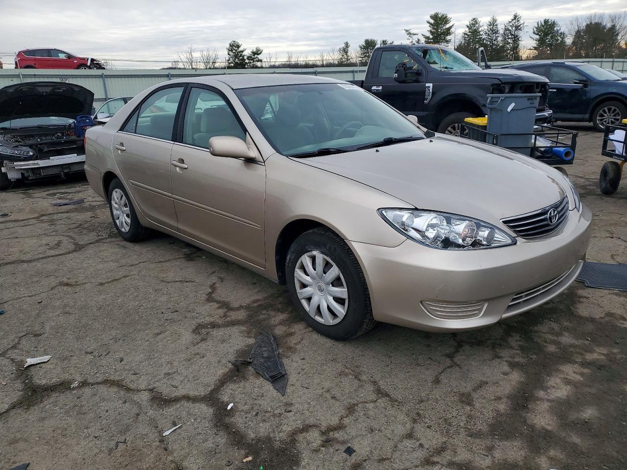 2005 TOYOTA CAMRY