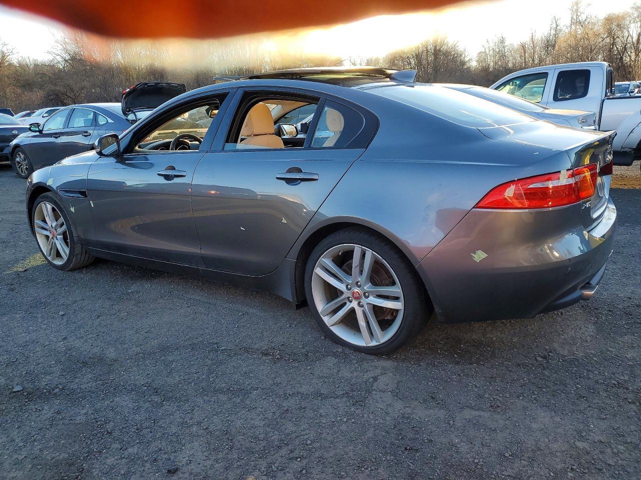2017 JAGUAR XE