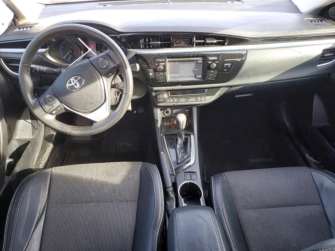 2016 TOYOTA COROLLA