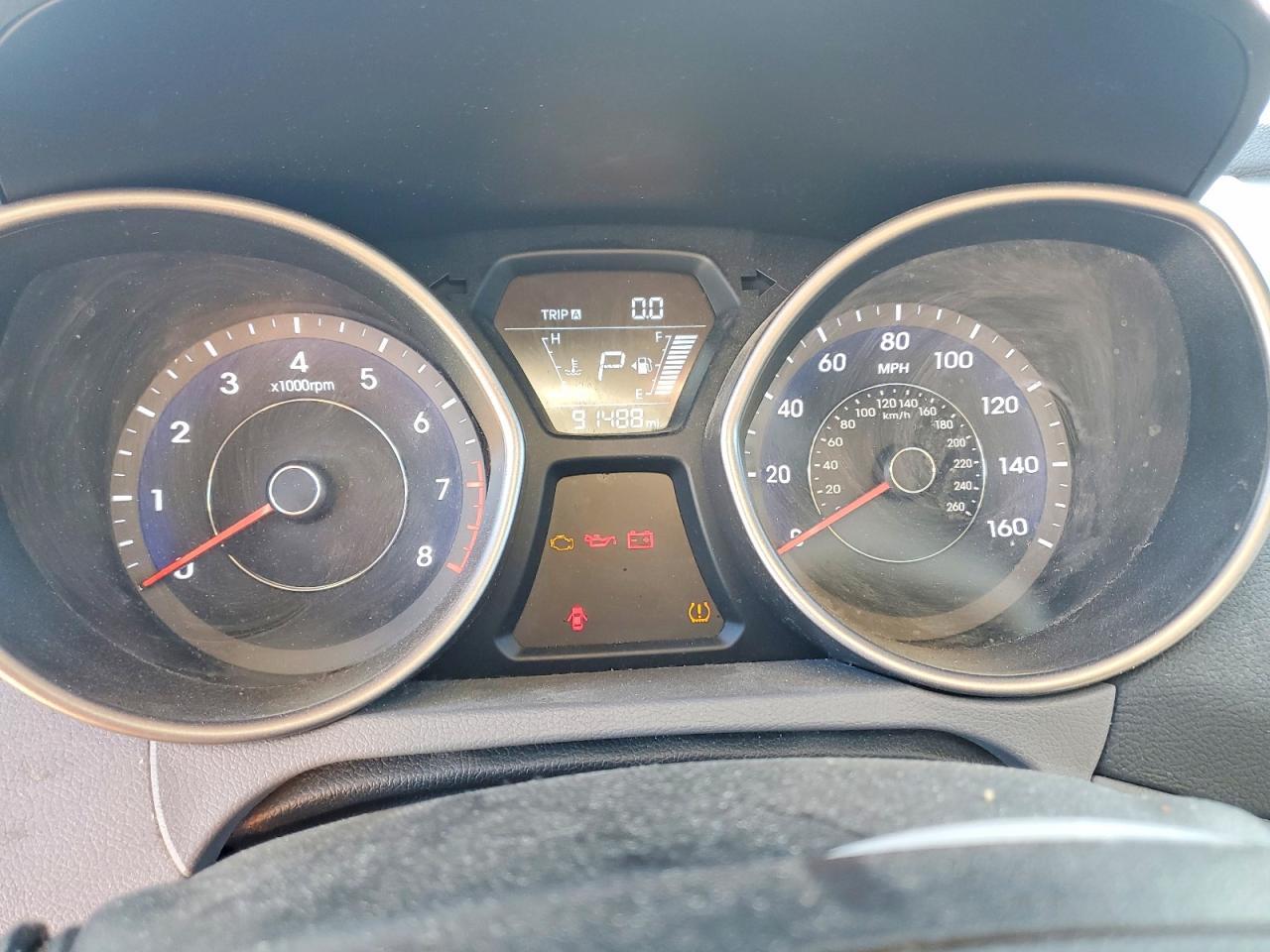 2016 HYUNDAI ELANTRA