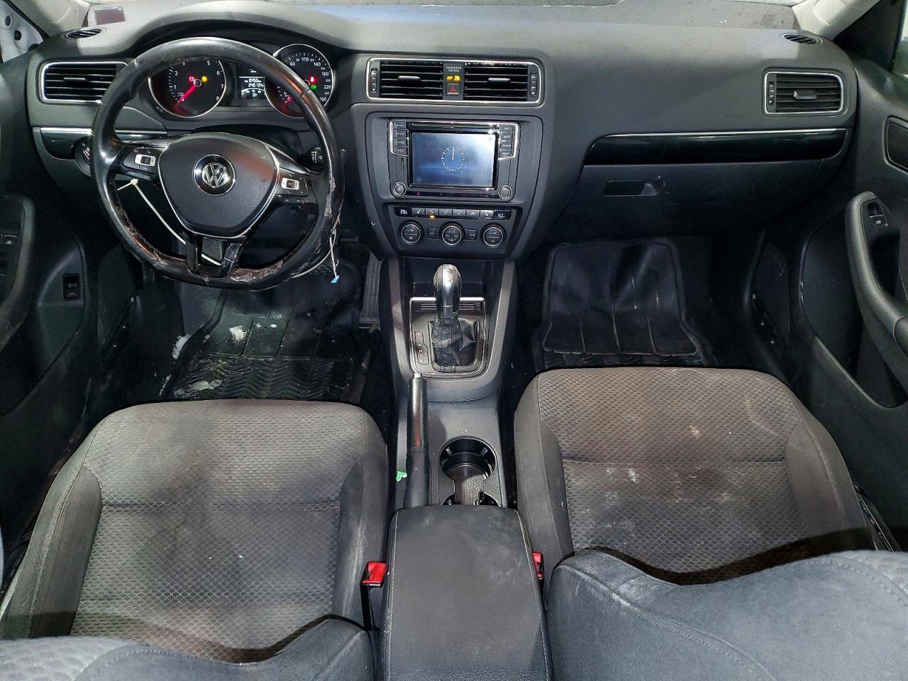 2016 VOLKSWAGEN JETTA