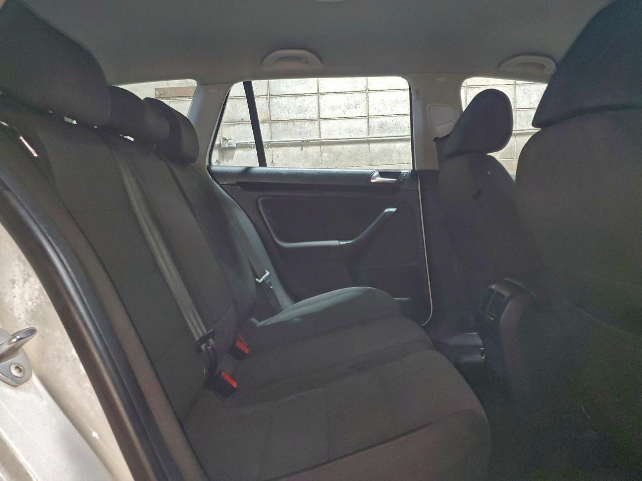 2011 VOLKSWAGEN JETTA