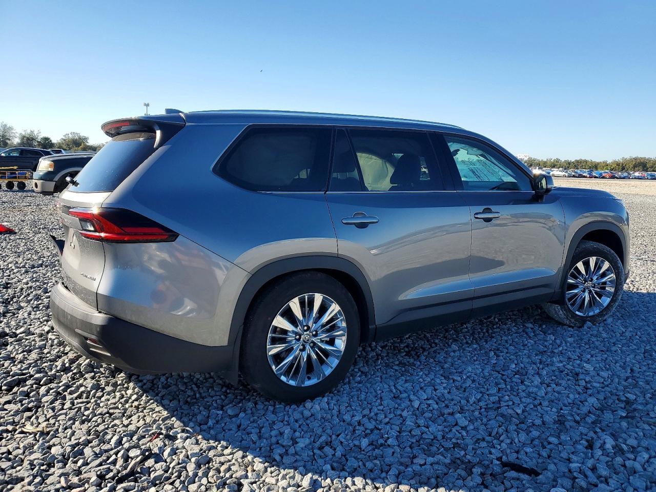 2025 TOYOTA HIGHLANDER