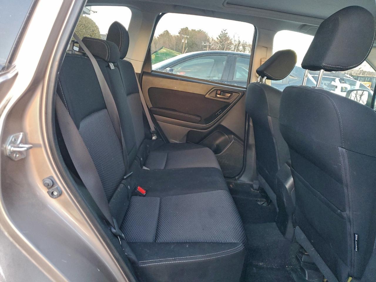 2015 SUBARU FORESTER