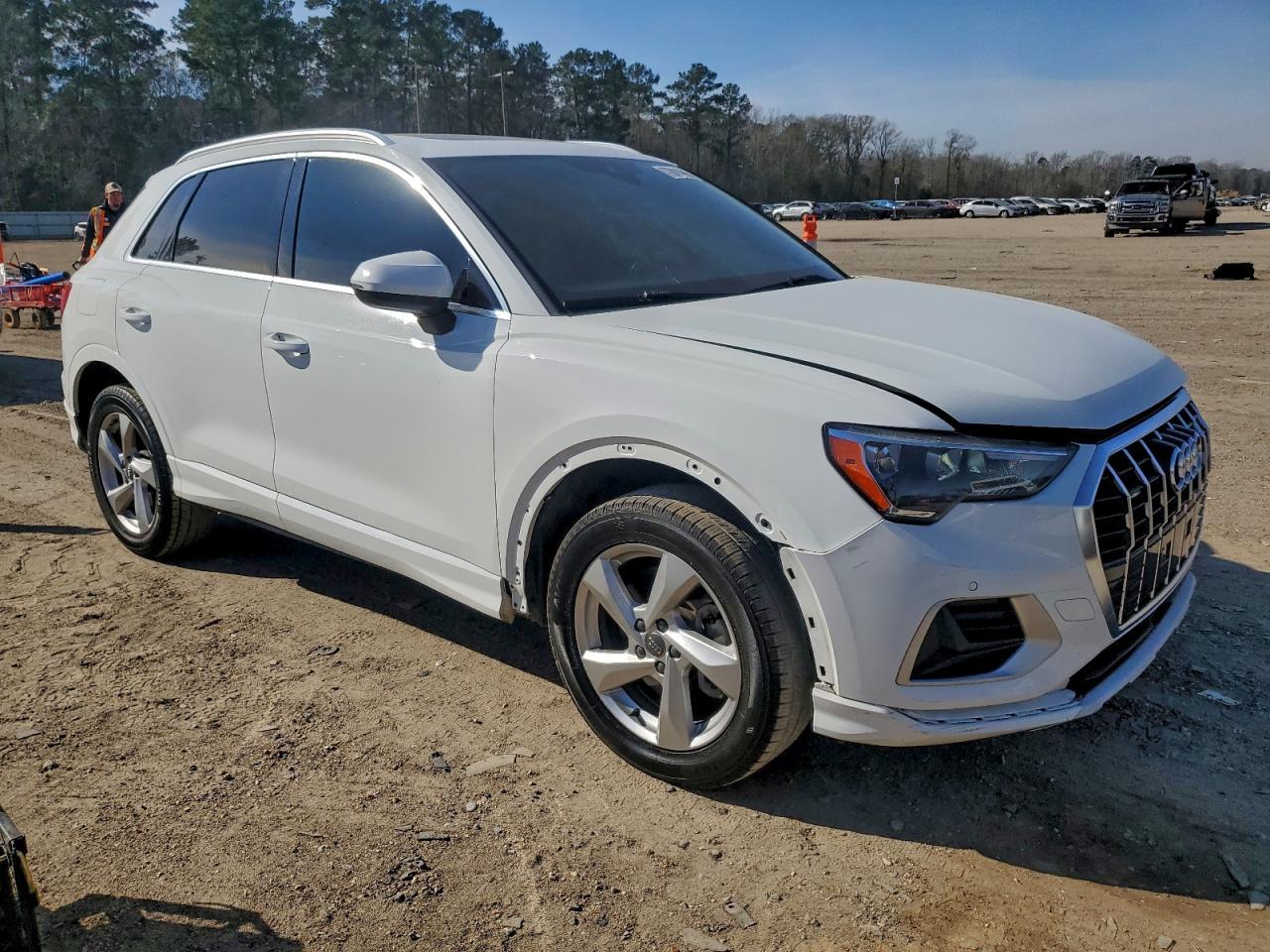 2020 AUDI Q3