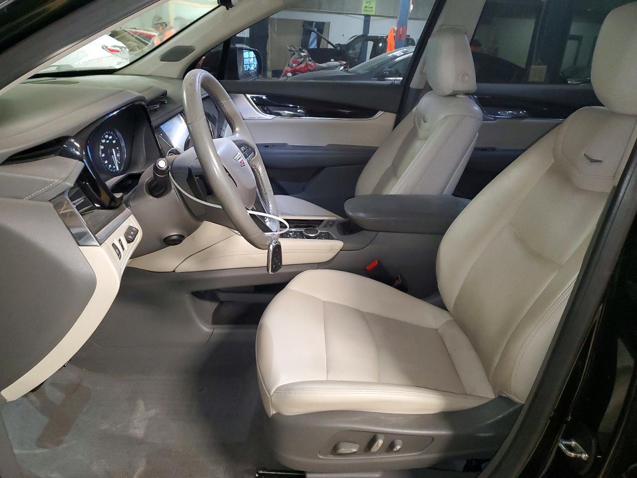 2020 CADILLAC XT6