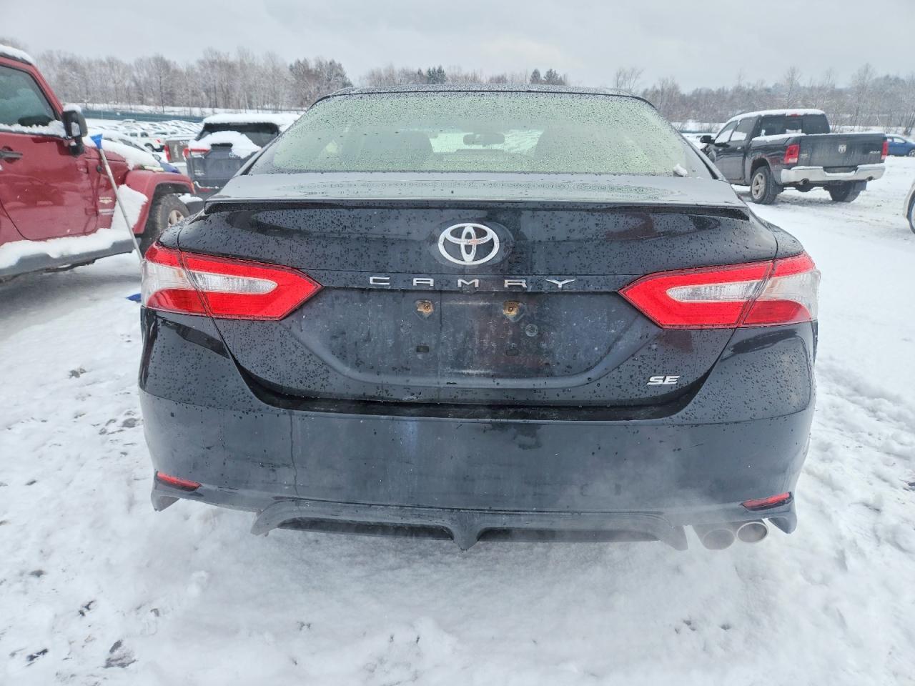 2018 TOYOTA CAMRY