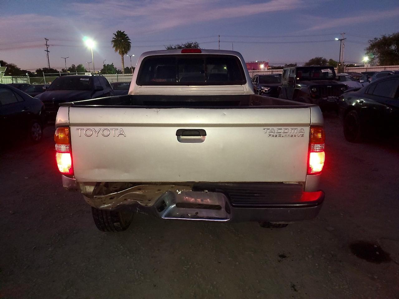 2002 TOYOTA TACOMA