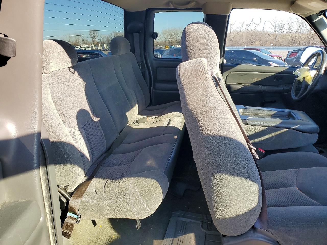 2004 CHEVROLET Silverado