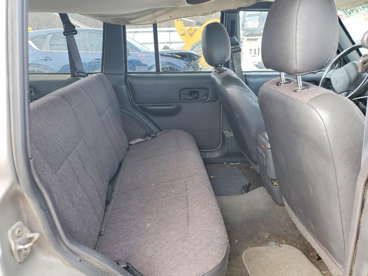 2000 JEEP CHEROKEE