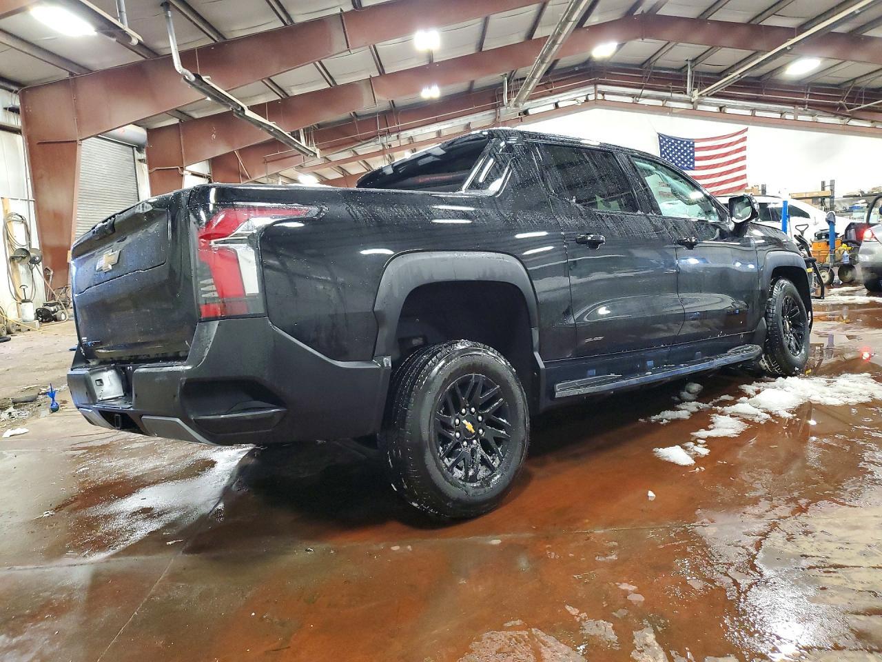 2025 CHEVROLET Silverado
