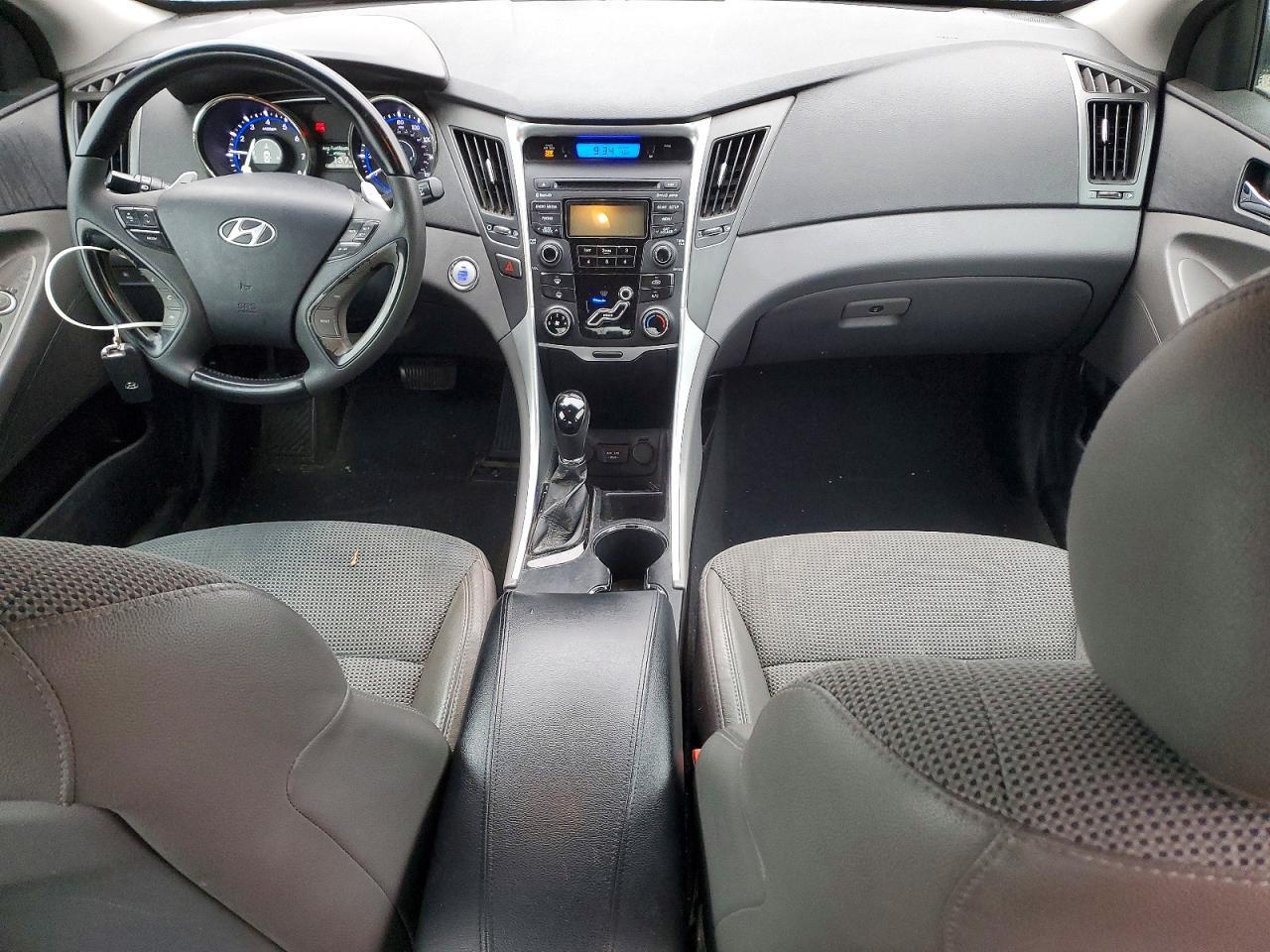 2013 HYUNDAI SONATA