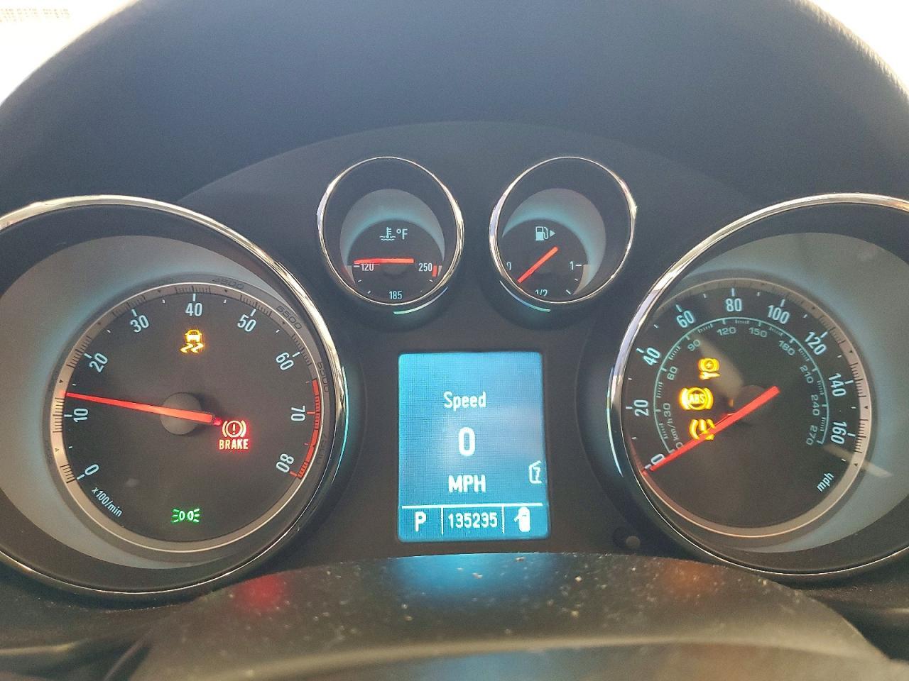 2011 BUICK Regal