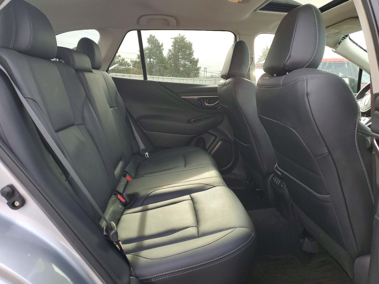 2022 SUBARU Outback