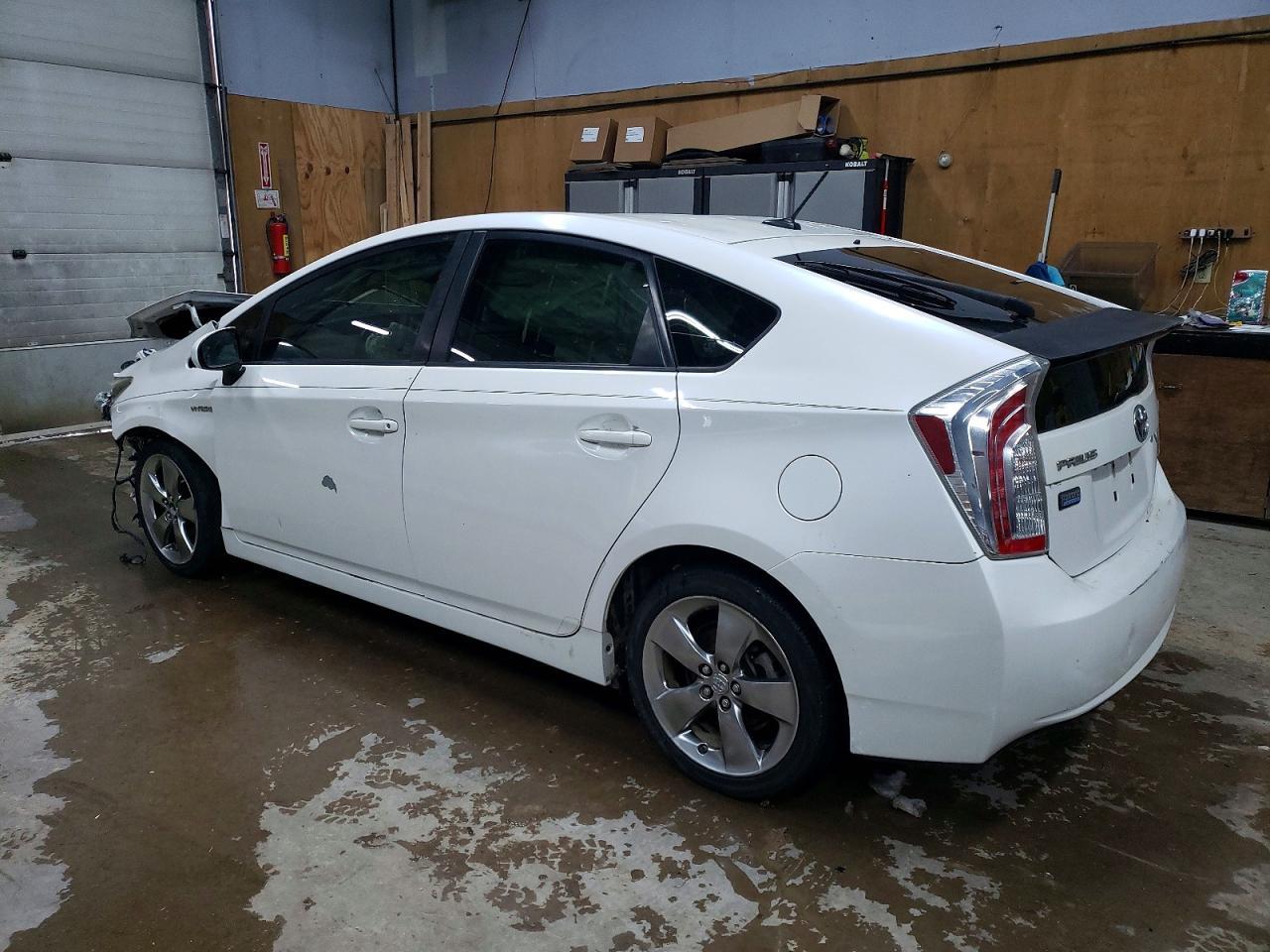 2013 TOYOTA PRIUS