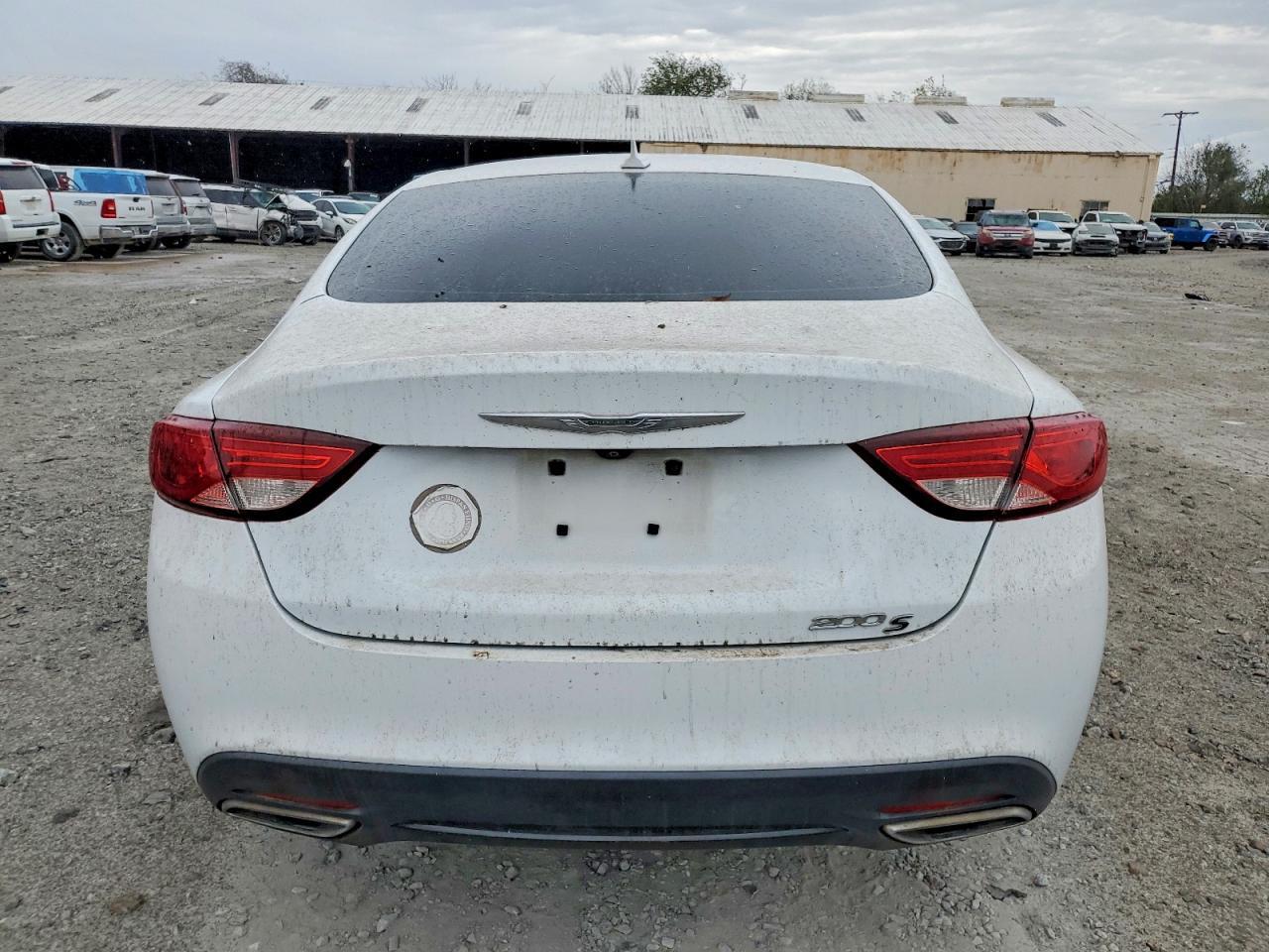 2015 CHRYSLER 200