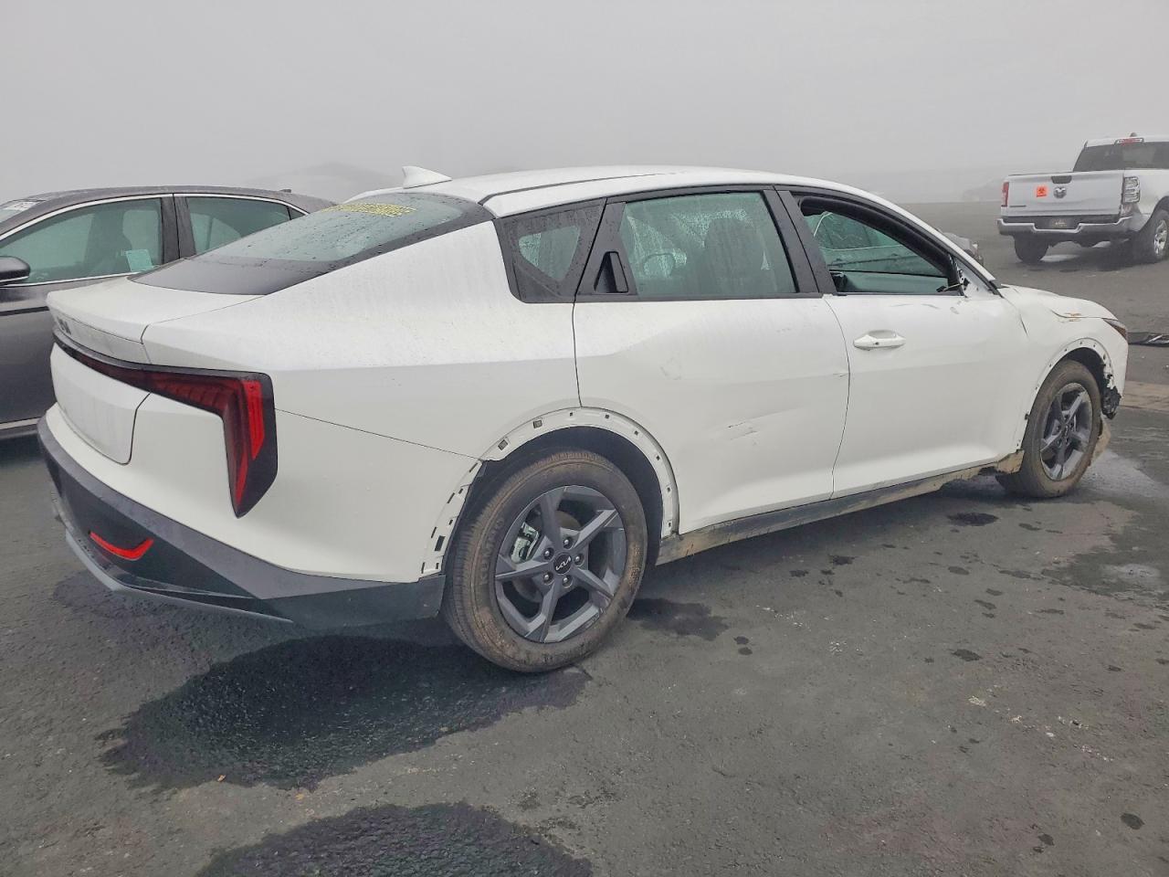 2025 KIA K4