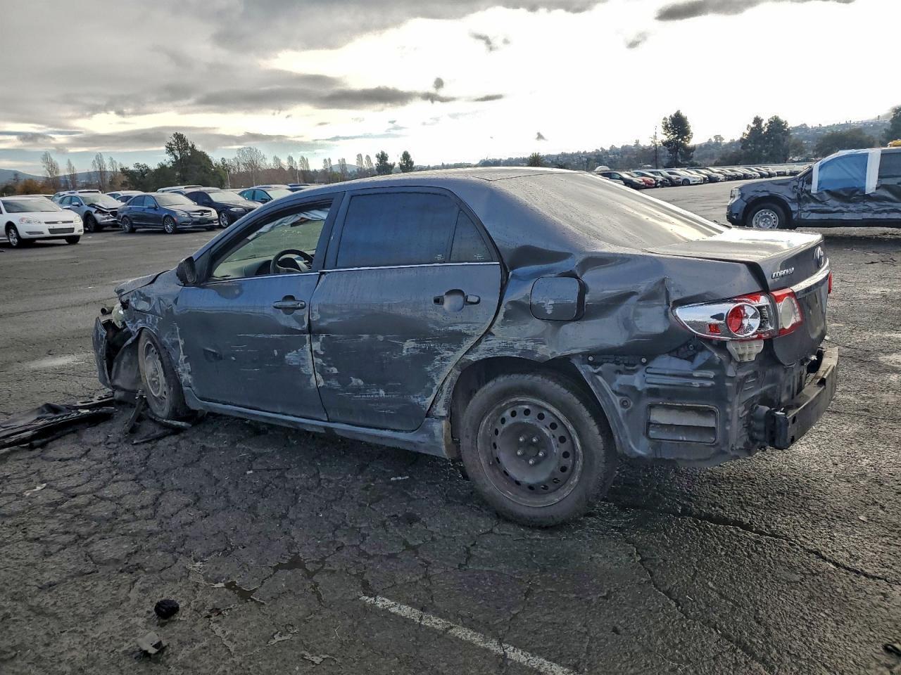 2013 TOYOTA COROLLA
