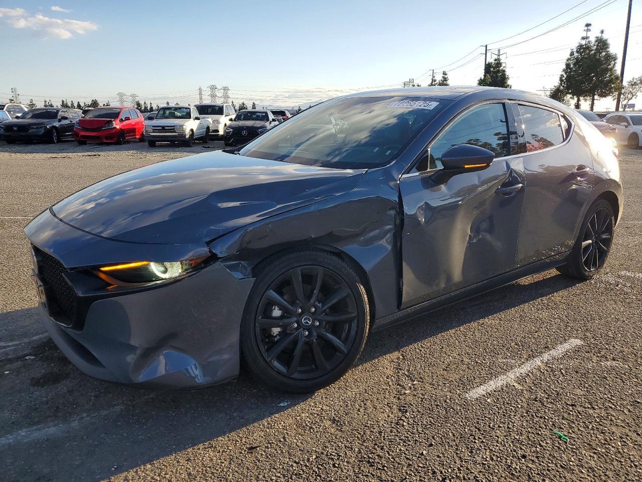 2020 MAZDA 3