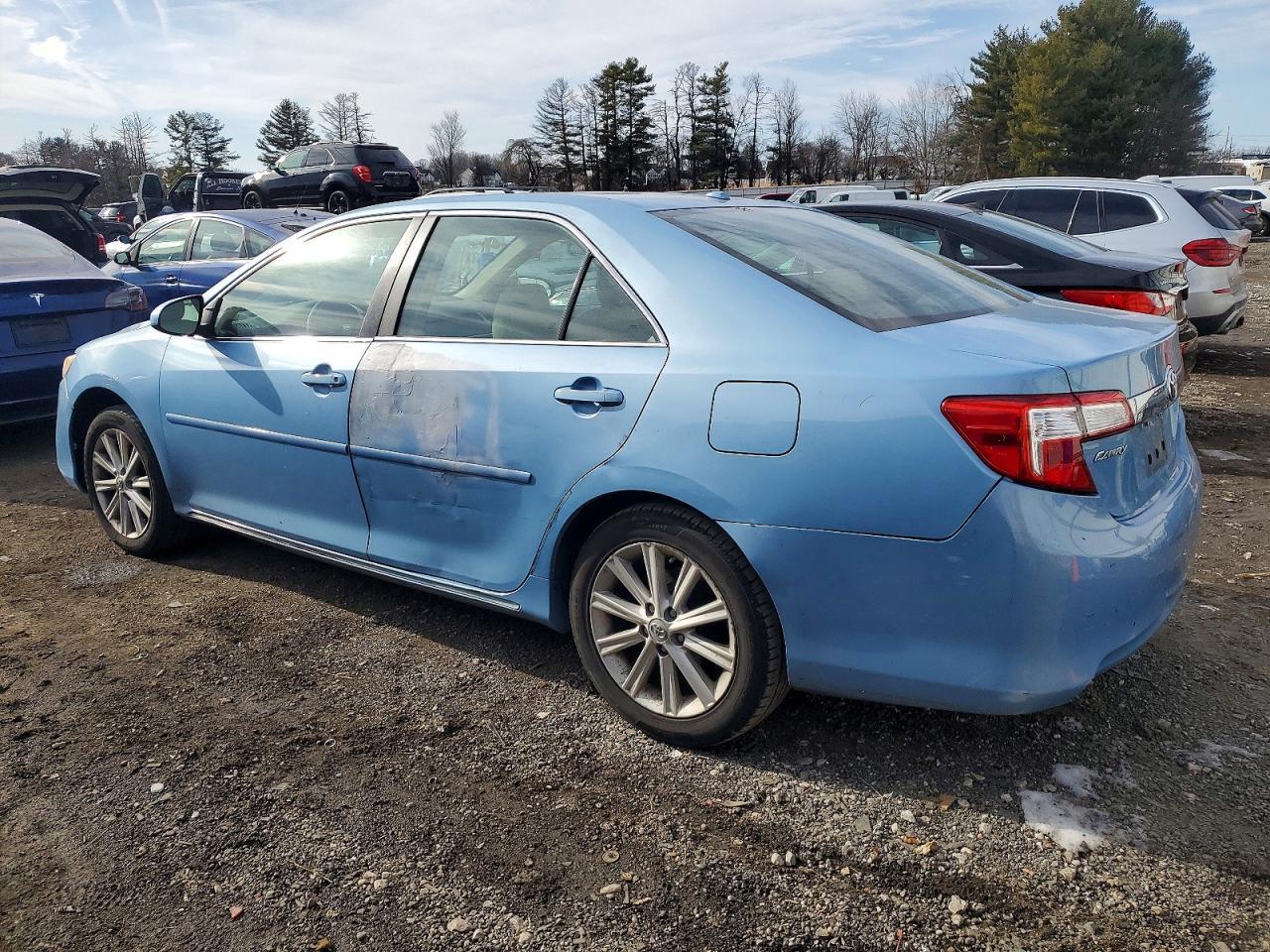 2012 TOYOTA CAMRY