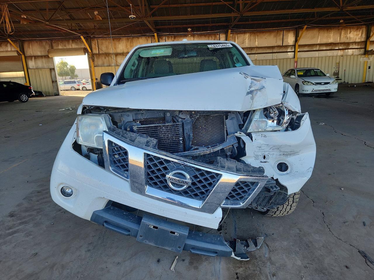2012 NISSAN Frontier