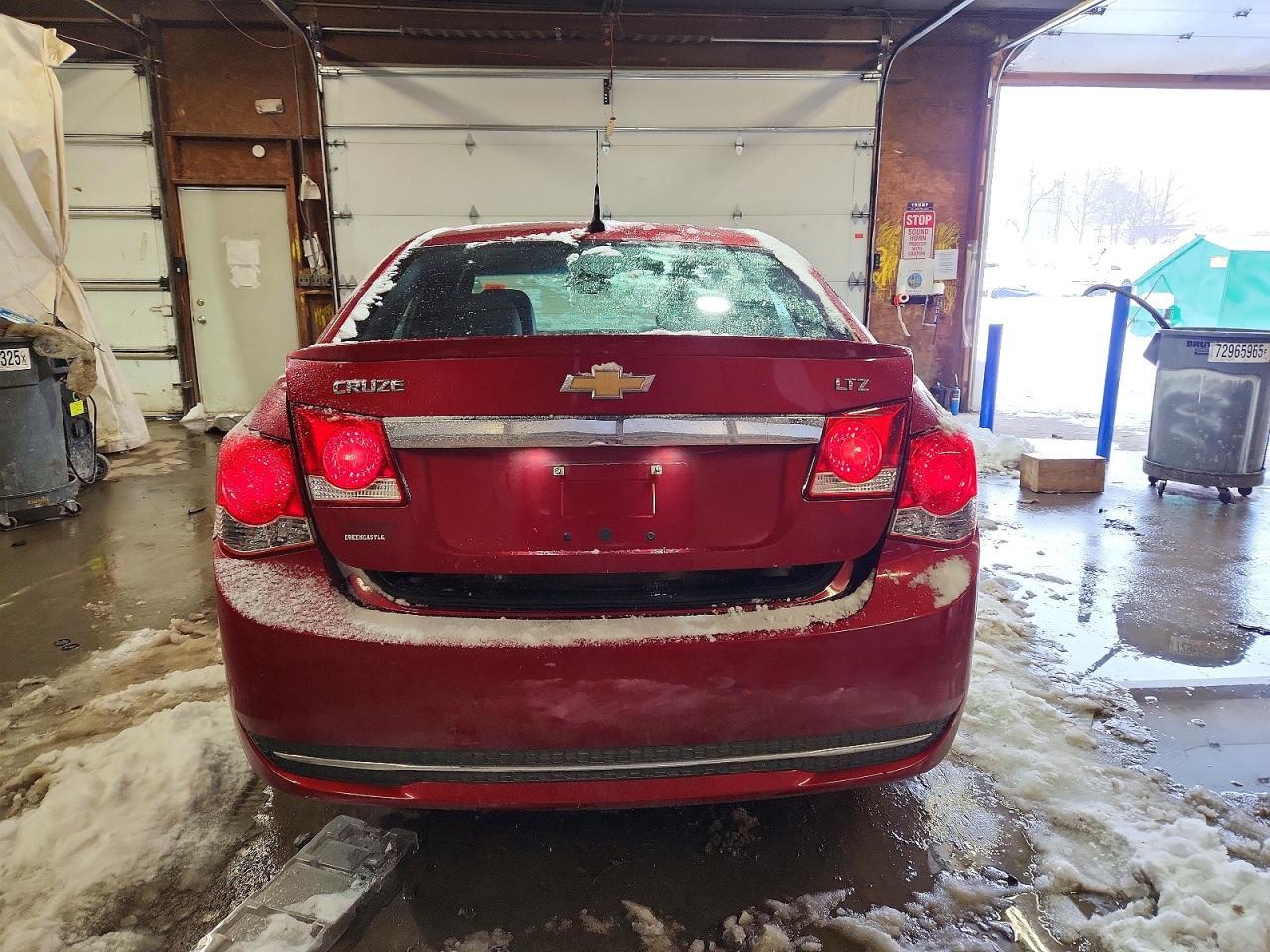 2011 CHEVROLET CRUZE