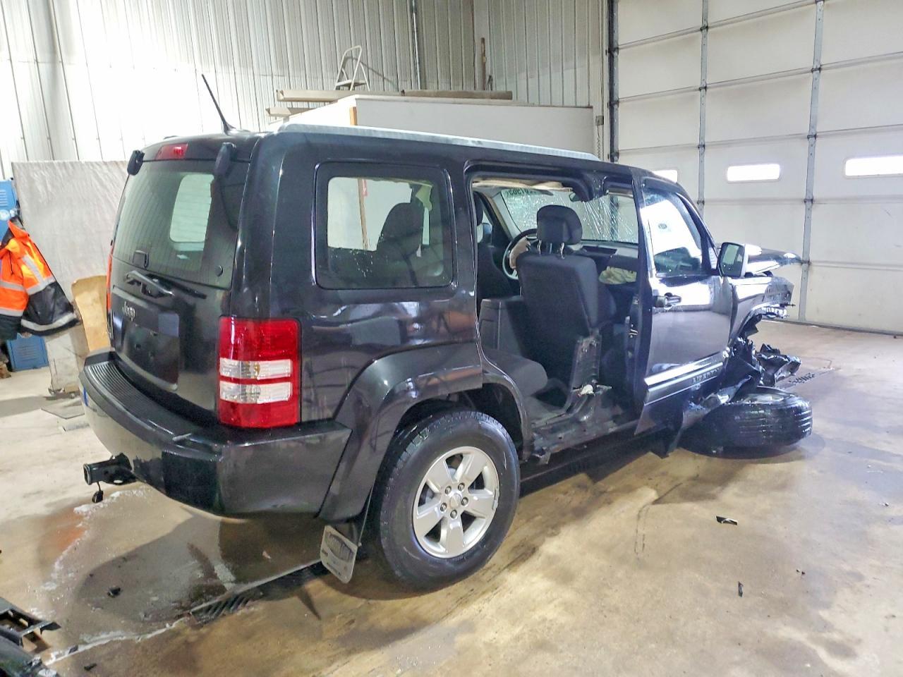 2012 JEEP Liberty