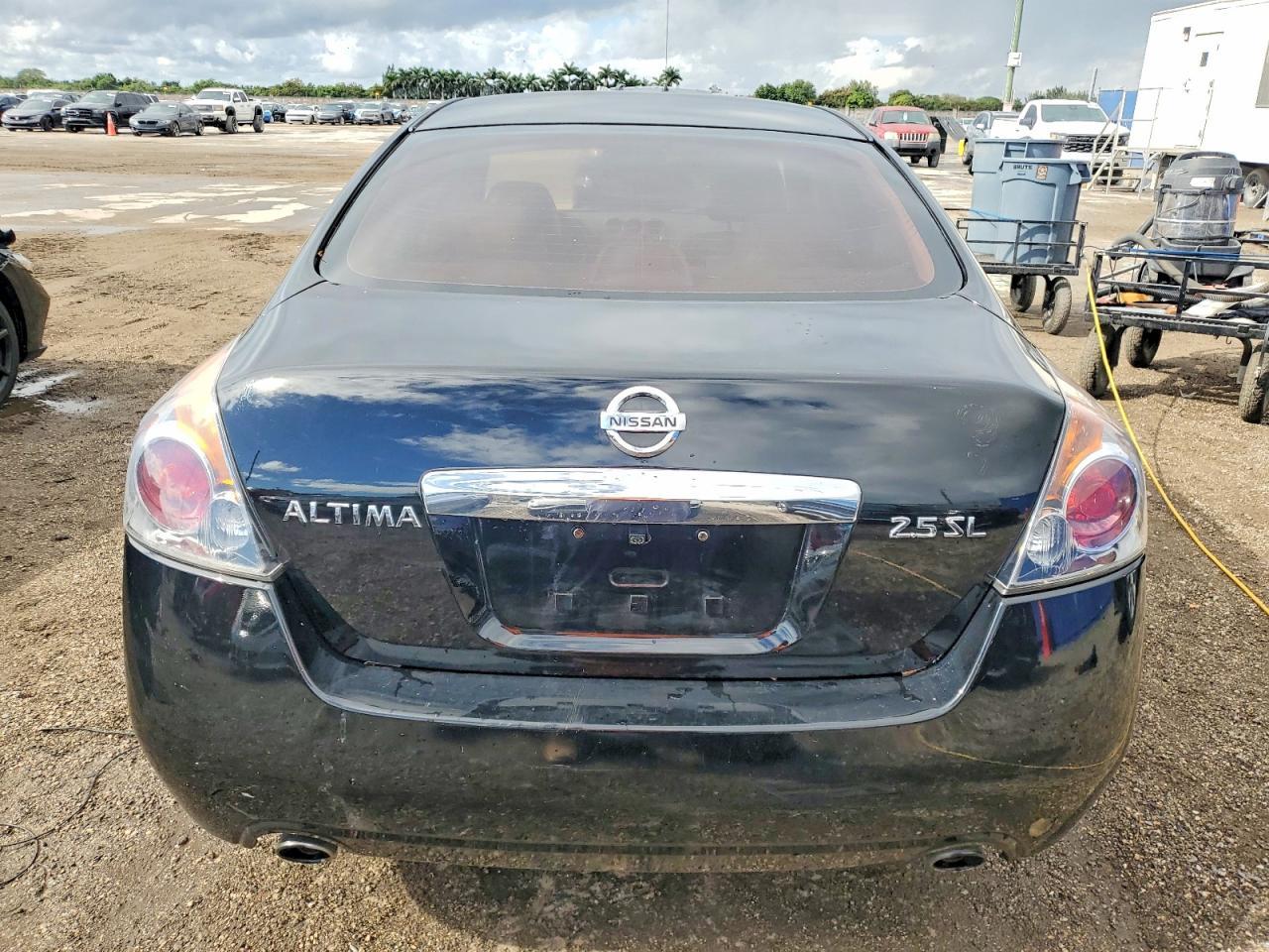 2012 NISSAN ALTIMA