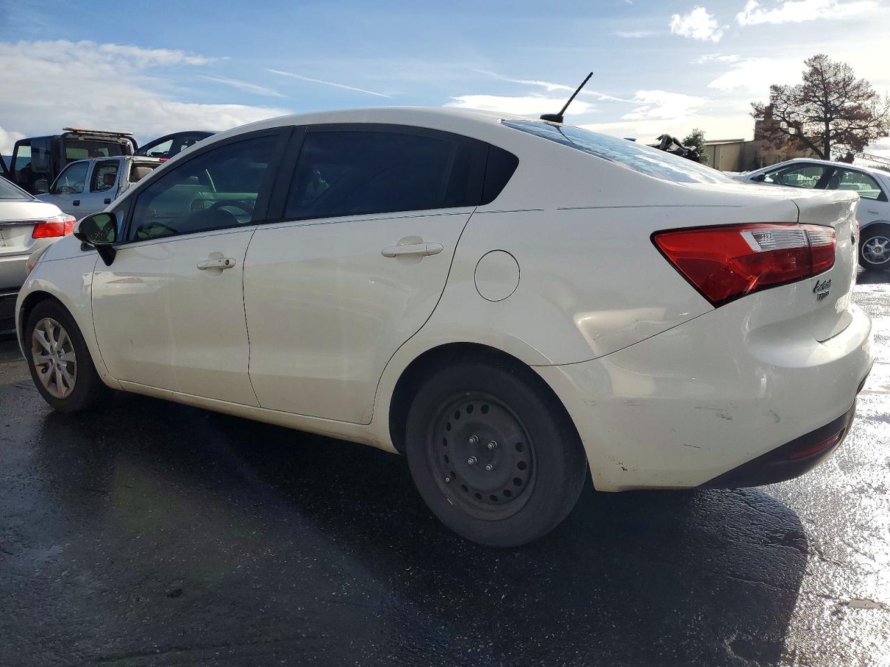 2014 KIA RIO