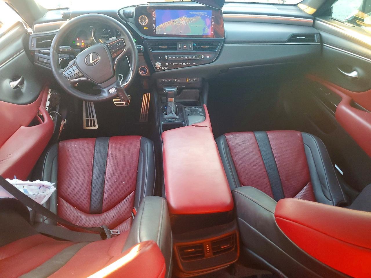 2022 LEXUS ES 300H