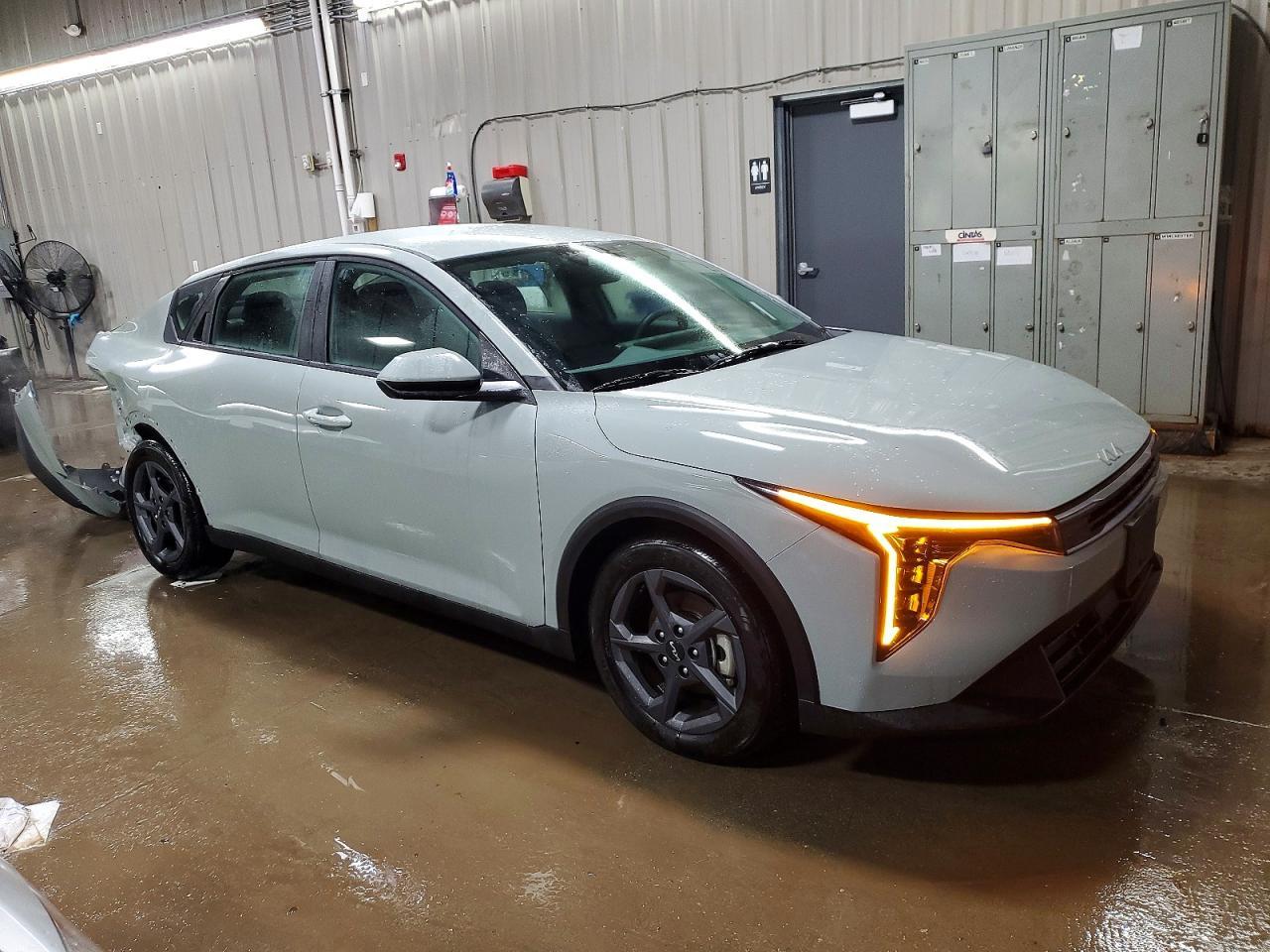 2025 KIA K4